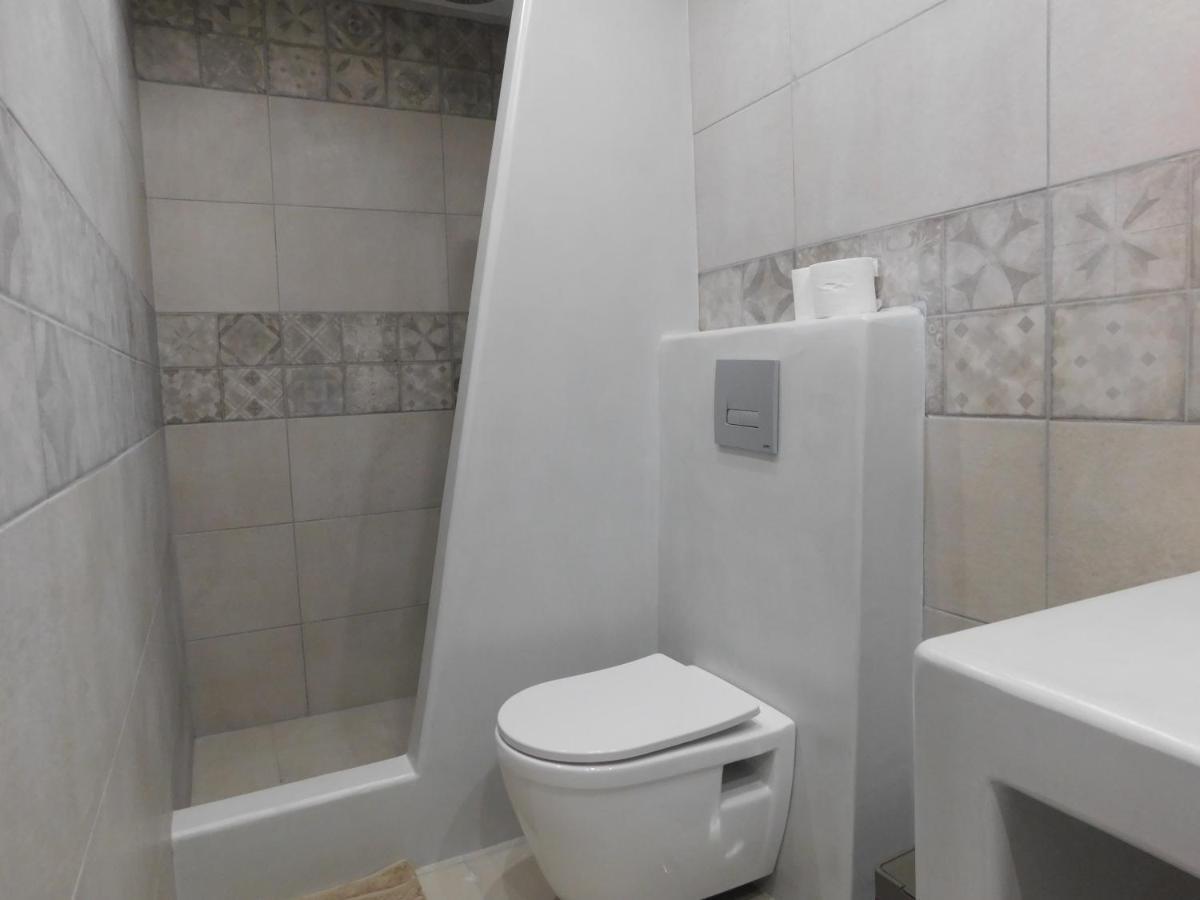 Fira Memorable Hotel Екстериор снимка